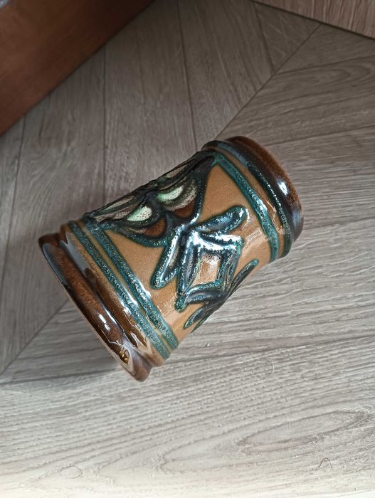 kubek z uchem ceramiczny Strehla