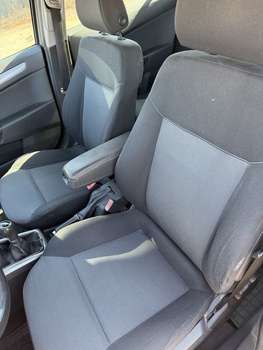 Продам Opel Astra H