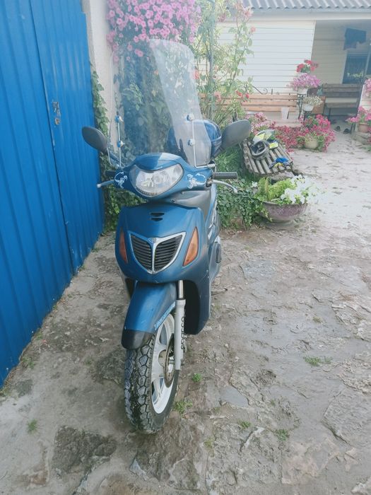 Скутер honda sh150
