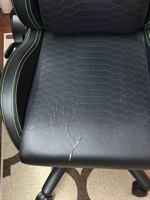 Cadeira Gaming Razer Iskur