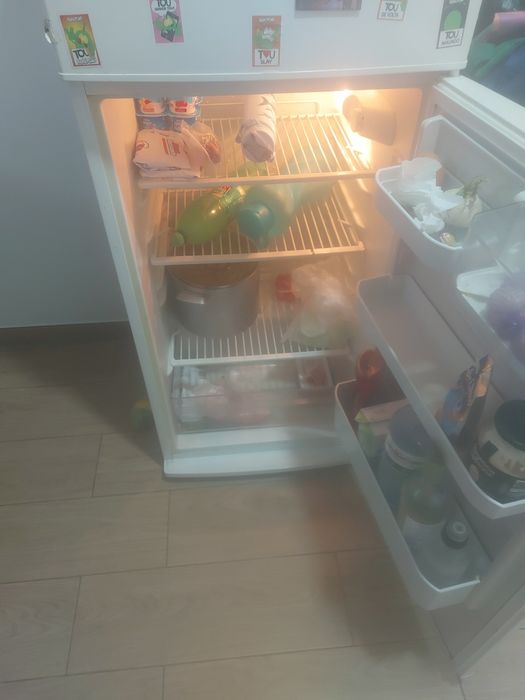 Vendo frigorífico a trabalhar bem