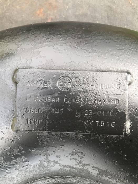 Газовий балон на авто ГБО , редуктор клапан трубка