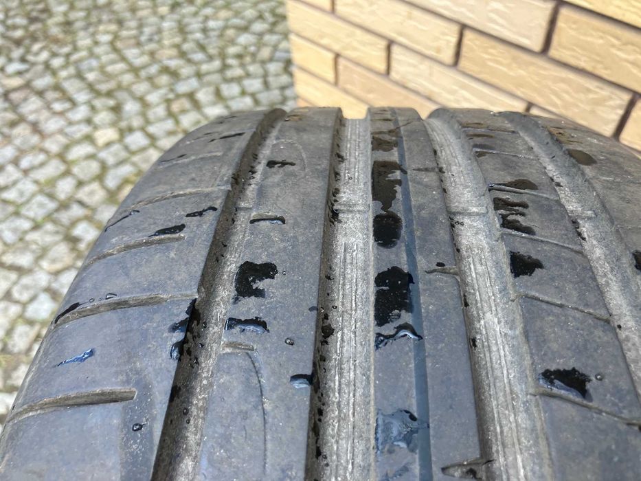 Opony dunlop sport maxx rt2 255/45 R18