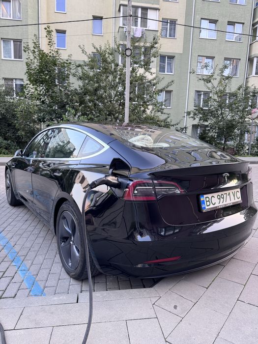 Tesla Model 3 Long Range 75кВт