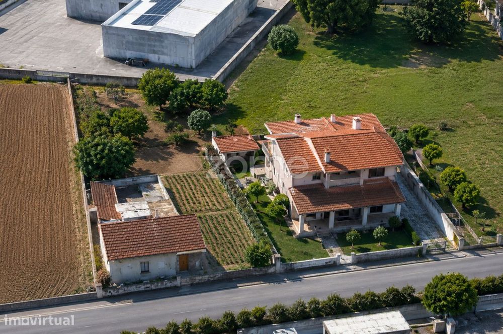 Moradia T2+1 em Esgueira