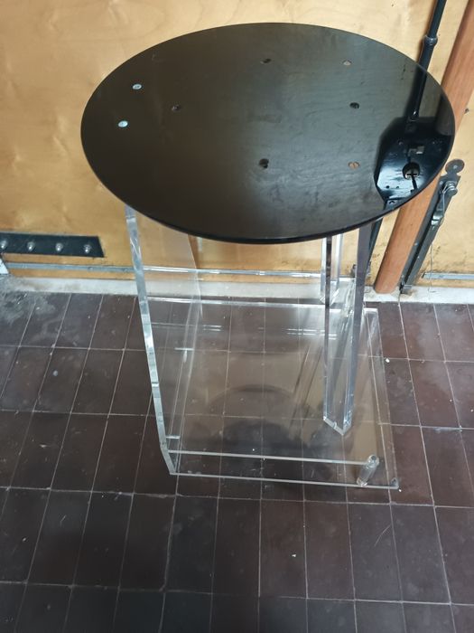 Espositore em acrilico EM boas condicioes