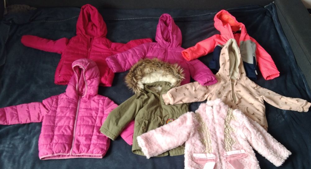 Верхній одяг на дівчинку 2-4р.