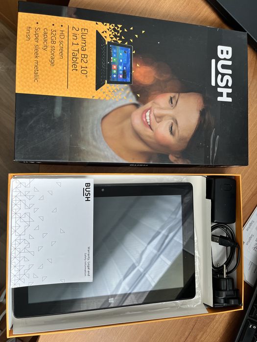 Tablet 10 cali z klawiaturą, Windows