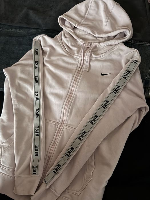 зіпка NIKE рожева