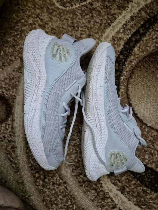 Кроссовки under armour 45 р оригинальные