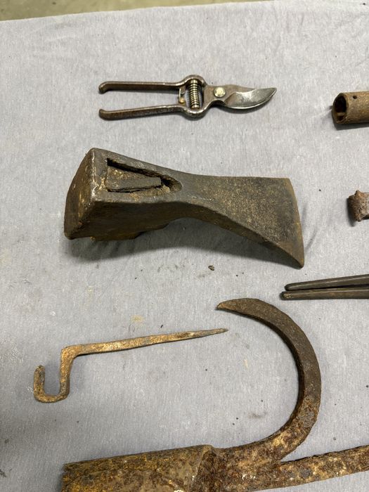 Zabytkowy topór inne stare