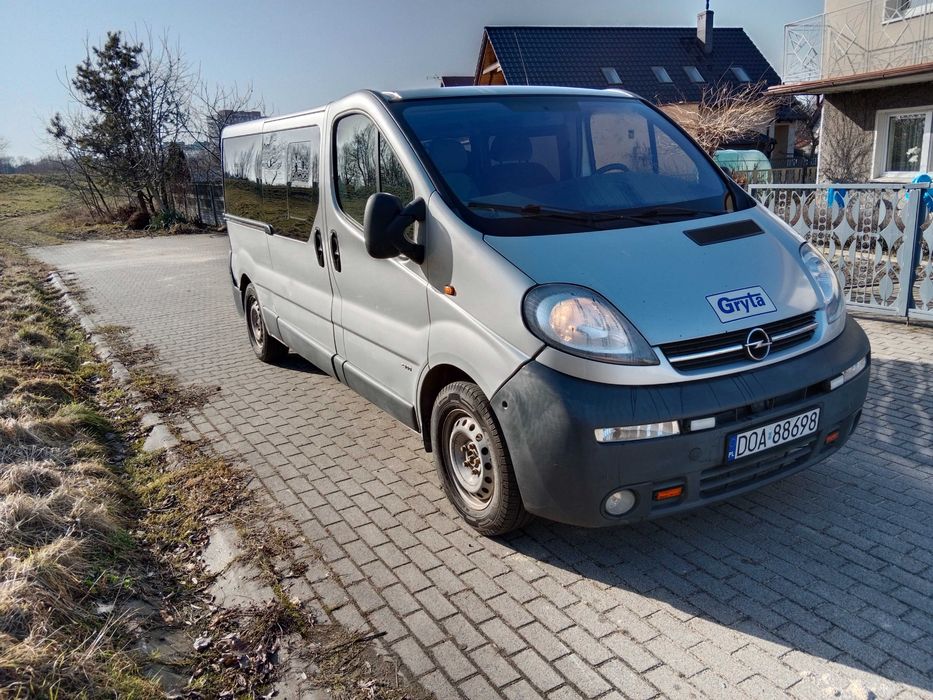 OPEL VIVARO 1.9 9-cio osobowy