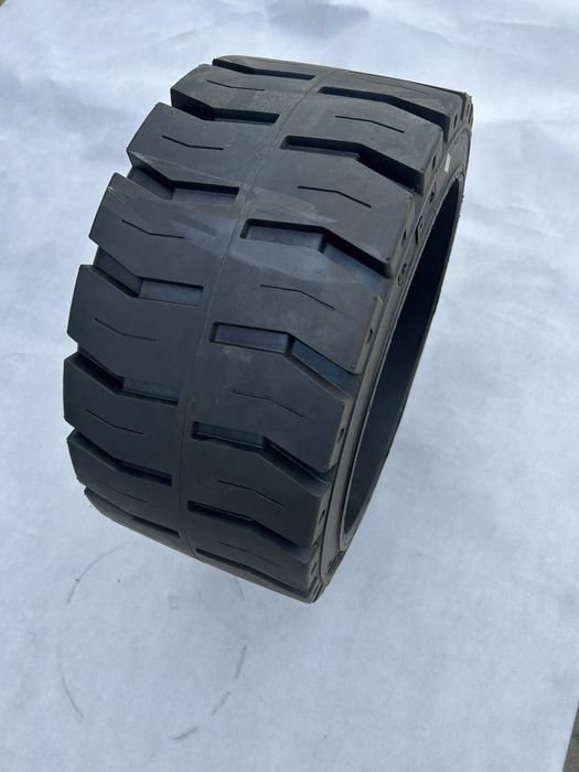 Opona - opaska stalowo gumowa Combilift 22x10x16