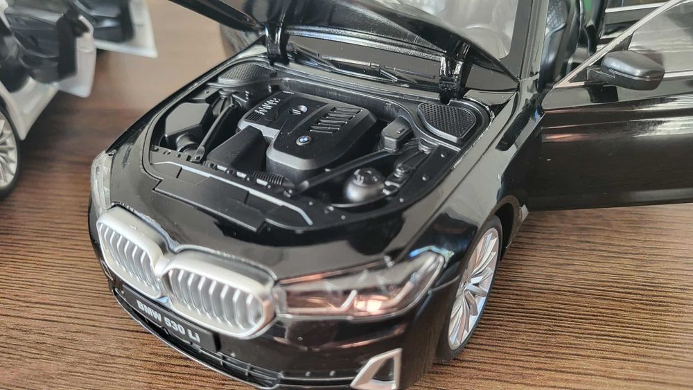 Bmw G30 Lift 1:18 NOWY model wszystkie elementy otwierane