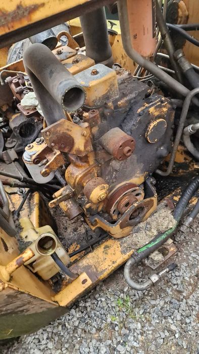 CASE 1840 - inteira a faltar material  ou as peças