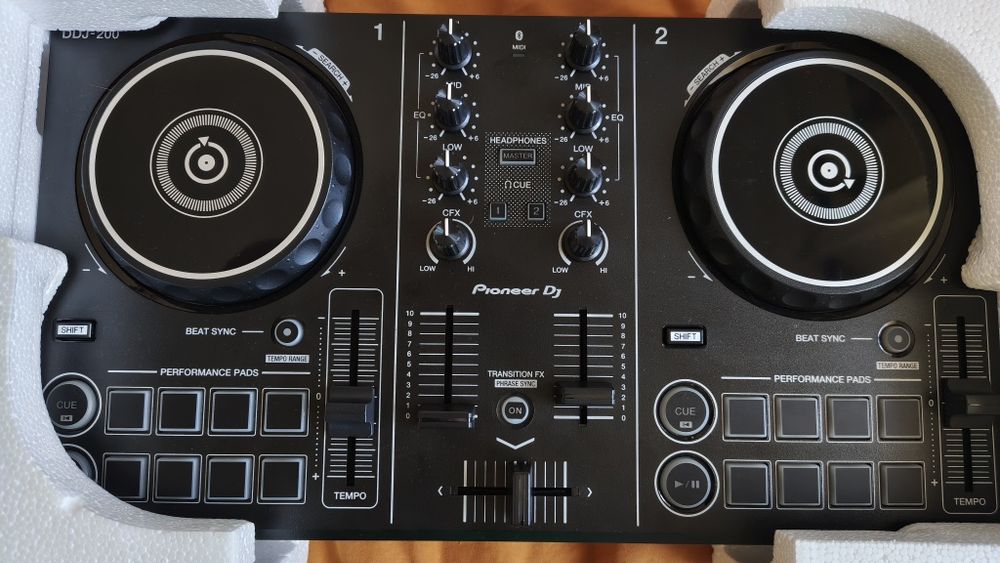 Pioneer Controller DDJ-200