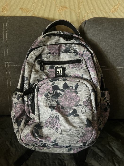 Продам рюкзак в гарному стані