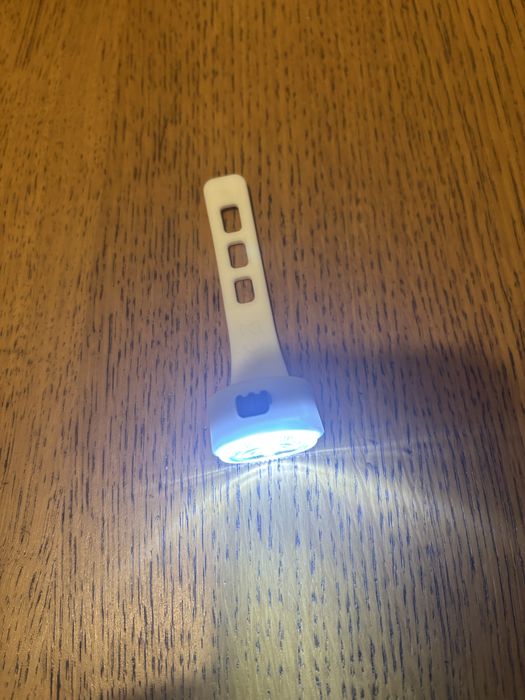 Lampka rowerowa przednia bateryjna