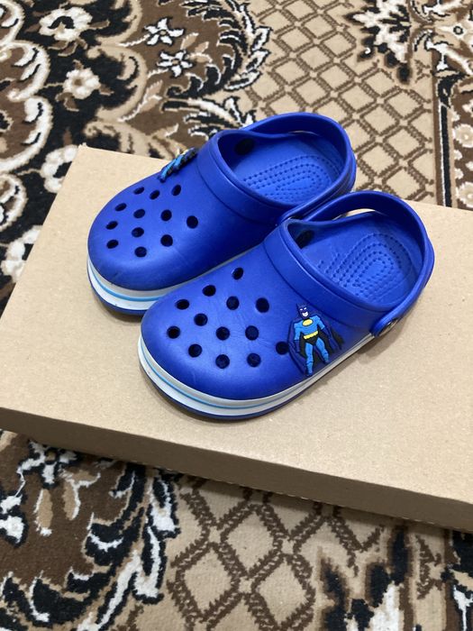 Продам детские кроксы