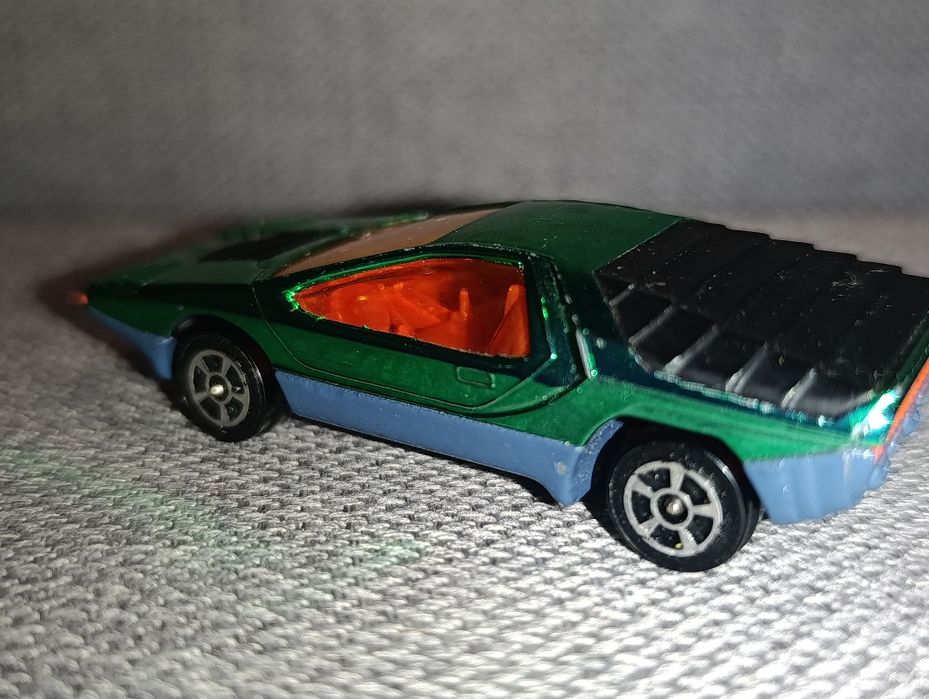 Miniatura Corgi Alfa Romeo Carabo Bertone