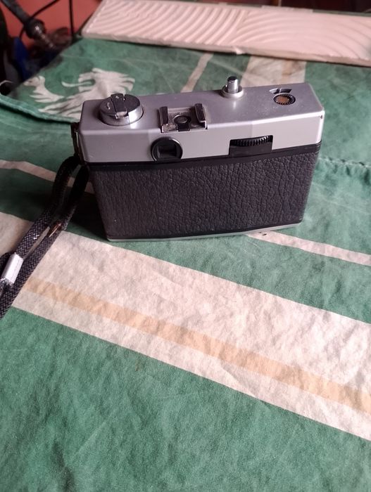 Máquina fotográfica Halina