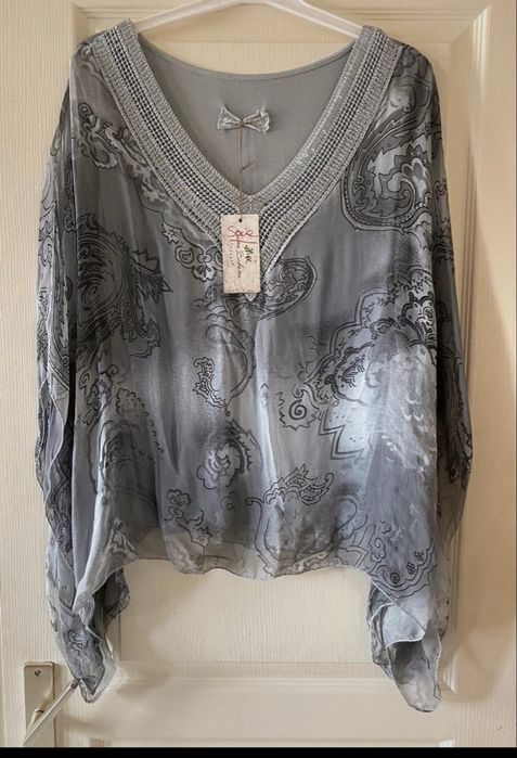 Blusa em seda e viscose