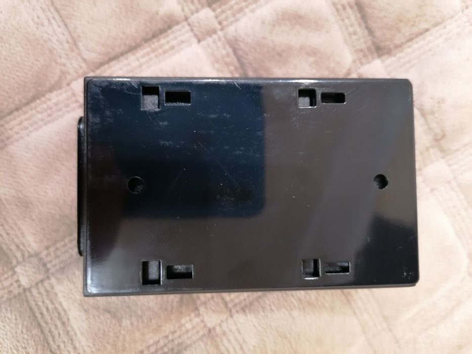 Адаптер Power over Ethernet (PoE) виробництва Ubiquiti Networks.