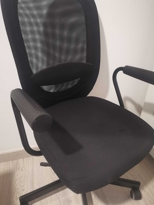 Cadeira giratória IKEA