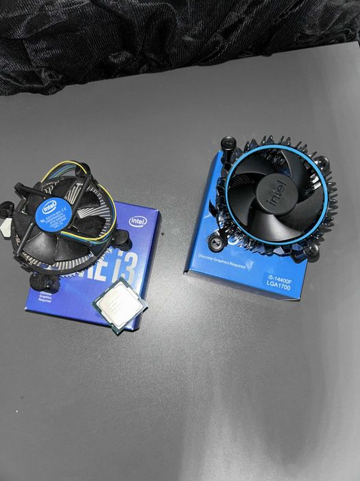 Komponenty gamingowe / RX 570 /i3-10100F/MONITOR/ZASILACZ/OBUOWA