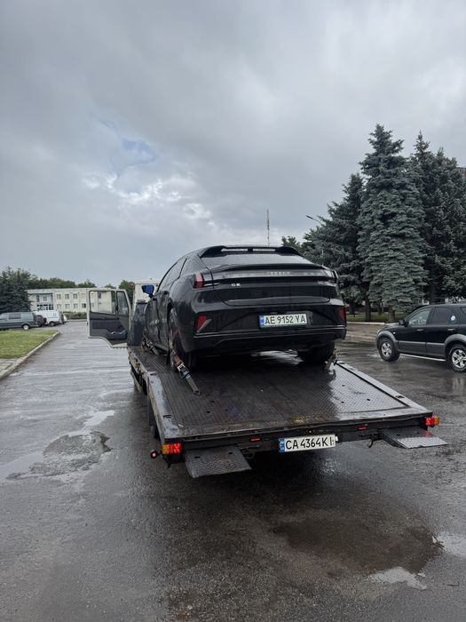 Послуги евакуатора 24/7