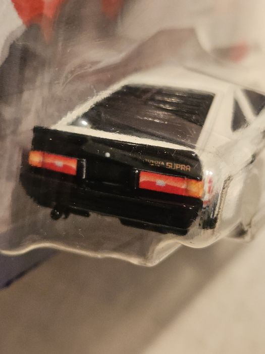 Hot Wheels Premium - '82 Toyota Supra - World Tour Warszawa Włochy