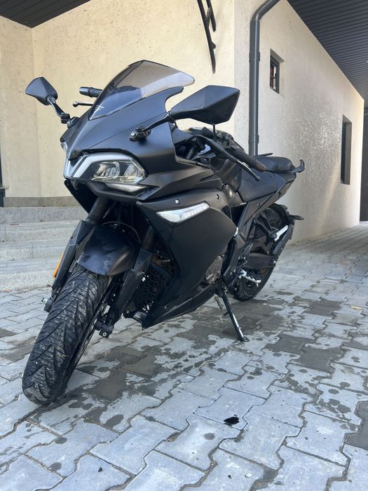 Продам voge 300rr