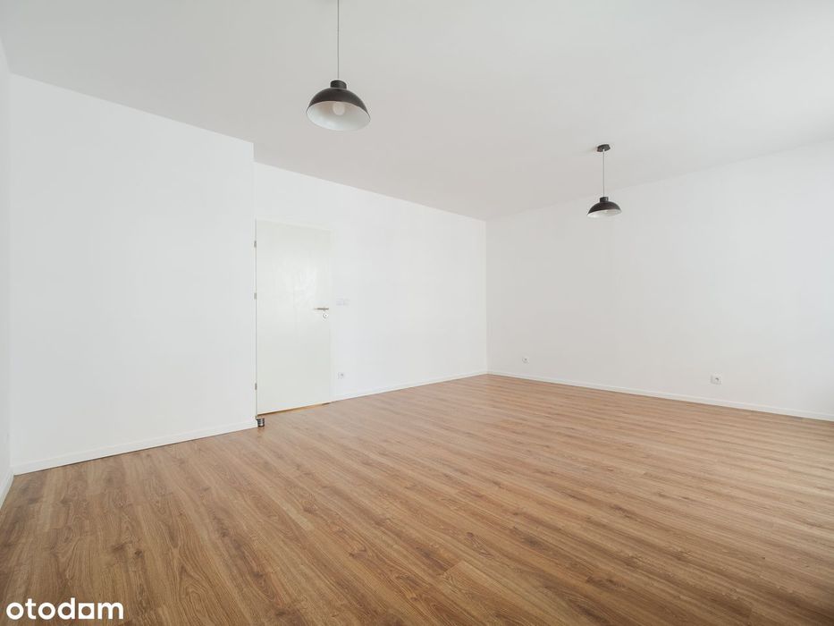 Przestronny apartament w centrum, przy Rondzie ONZ