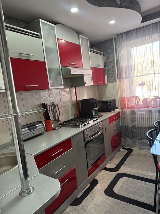 Кухня , меблі для кухні