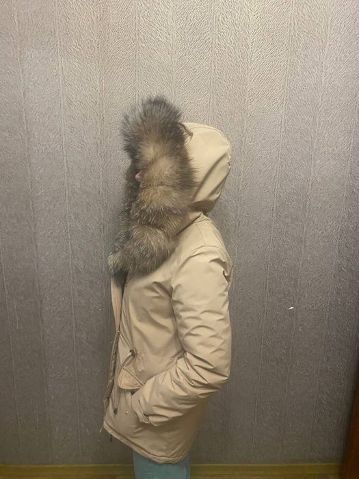 Парка жіноча бежева