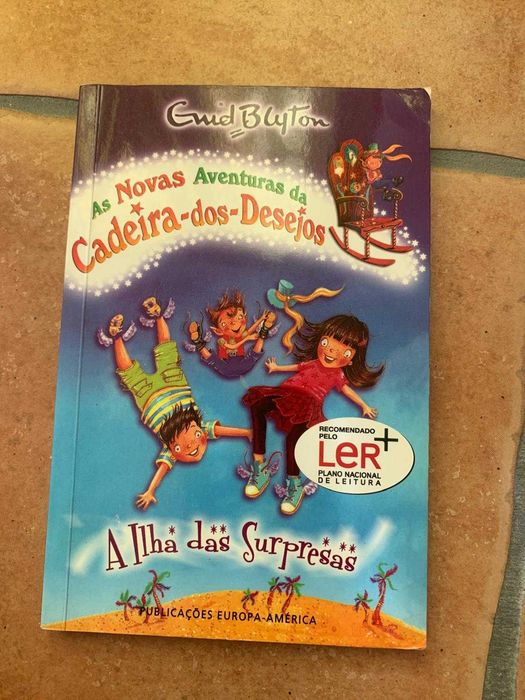 Livro- As novas aventuras da cadeira-dos-desejos