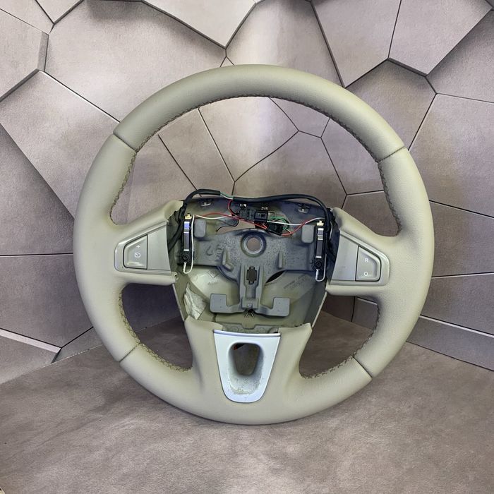Руль на обмін бежевого кольору Megane, Scenic на обмін