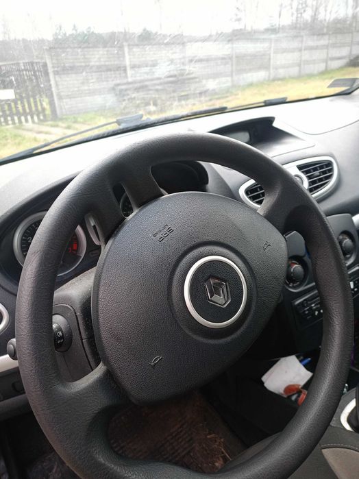 Renault Clio rok prod.2010 benzyna stan bdb