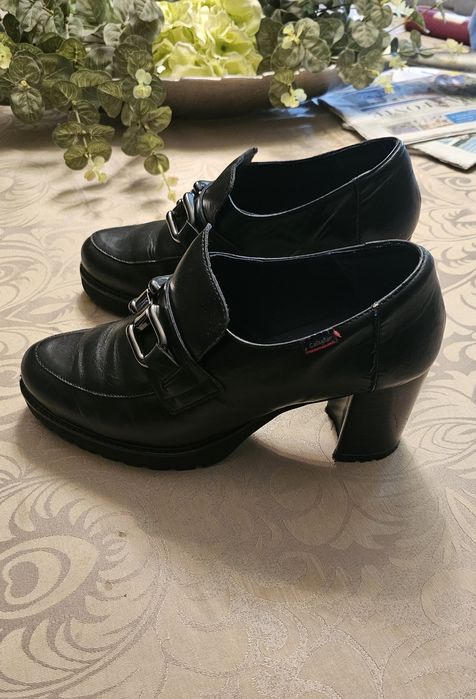 Sapatos conforto salto alto