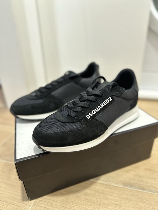 Sapatilhas Dsquared2 New Runner Pretas