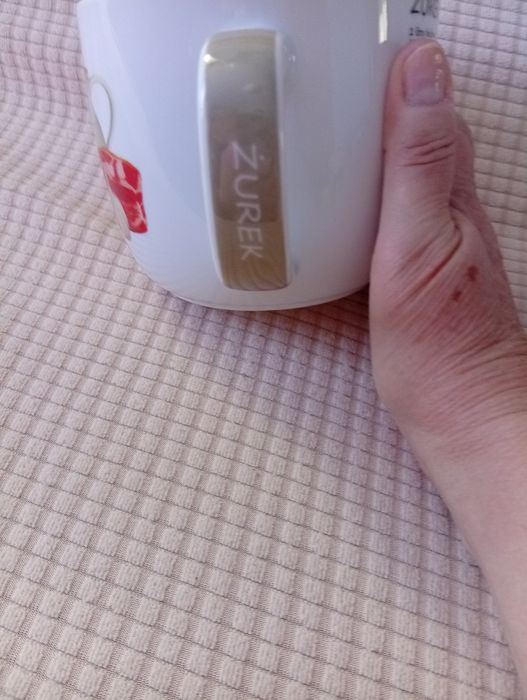Ceramiczny kubek na zupę.