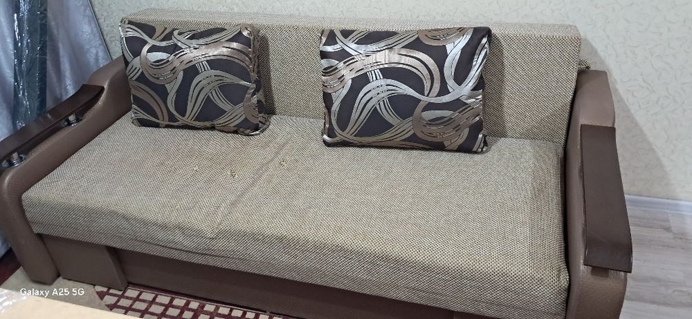 Продам диван бу.