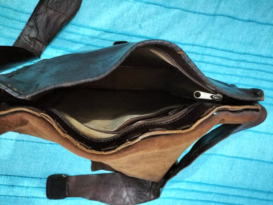 Mala em Couro e Osso