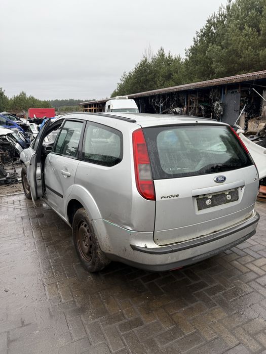 Запчастини Форд Фокус 2 авторозборка 1.6 1.8 2.0