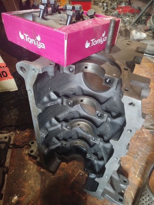 Опель  1.6 16d 16da поршня ремонт кадет шатуни колінвал блок