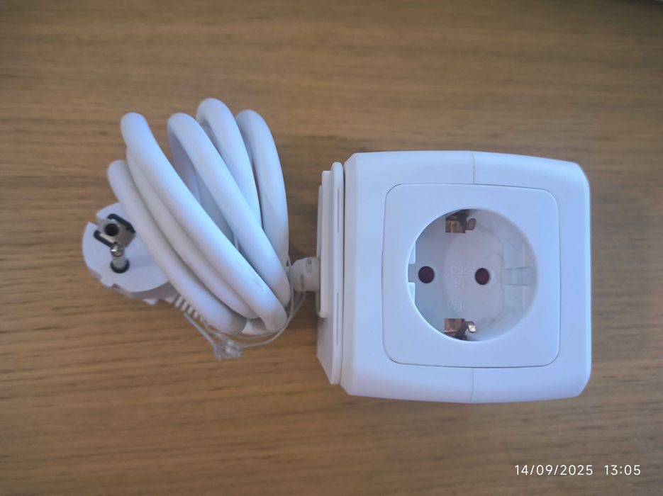 New Power Strip with 2 USB Ports and 4 Outlets.437437274071377921