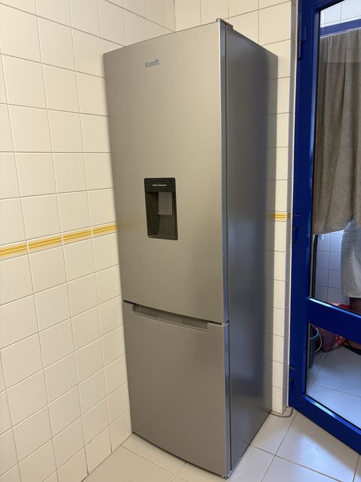 Frigorifico KUNFT com Dispensador de Agua