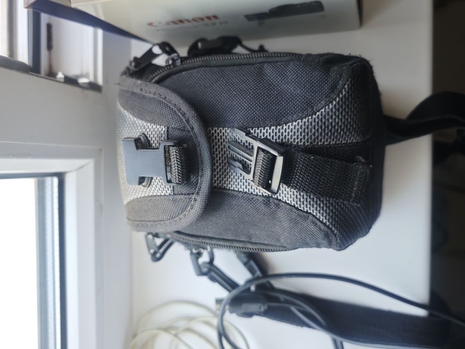 Продам цифрову фотокамеру