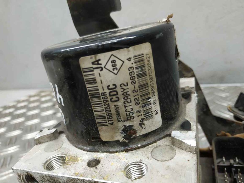 Renault (RVI) Megane 3 09- Блок ABS  DV4015 476605296R