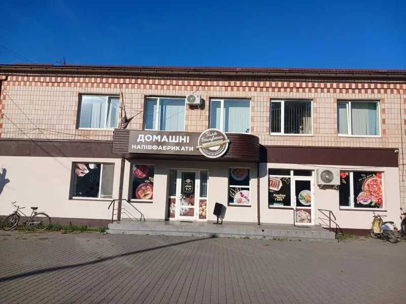 ПРОДАЖ - нежилого приміщення, площею 173,6 кв.м. смт. Цумань